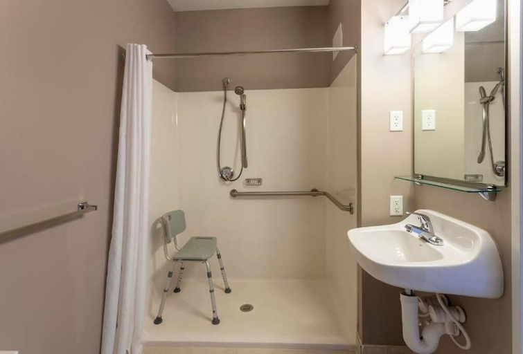 Bathroom 4, GrandStay Residential Suites Ames, Story