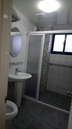 Bathroom, Chingjing Suwu B & B, Nantou