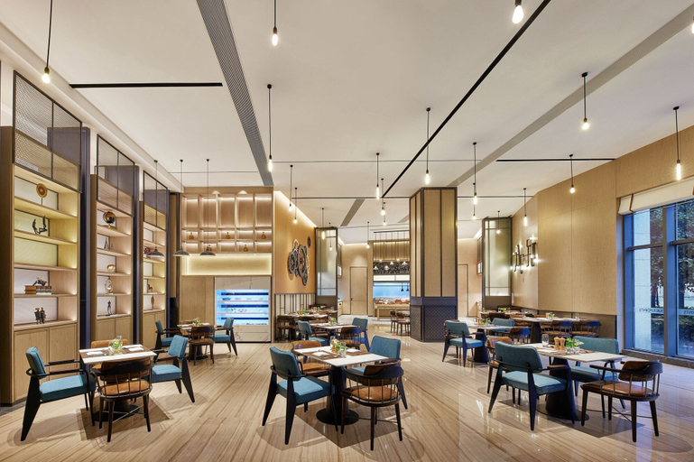 Food & Drinks 5, Four Points By Sheraton Chengdu, High-Tech Zone Exhibition Center, Chengdu