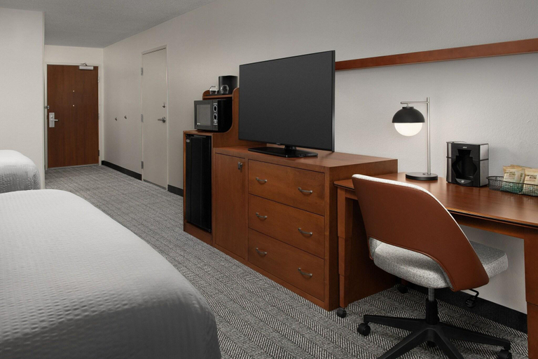 Bedroom 18