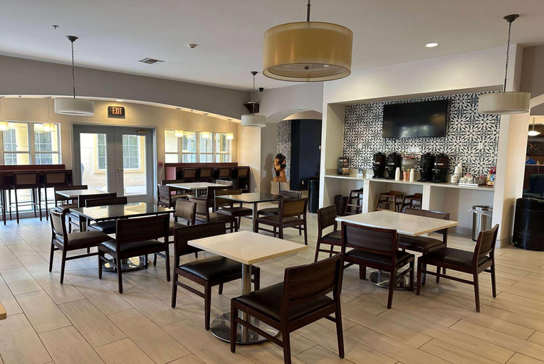 Food & Drinks 5, La Quinta Inn & Suites Albuquerque-Midtown/Univers, Bernalillo