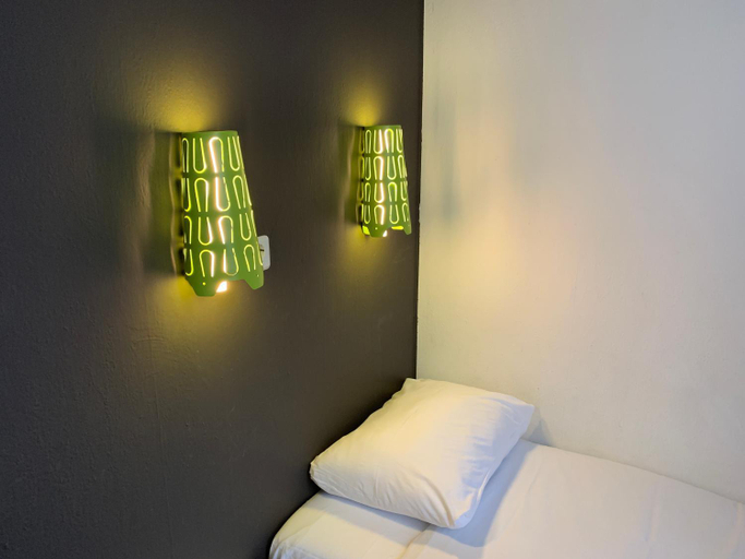 Bedroom 3, Hotel Oorsprongpark, Utrecht