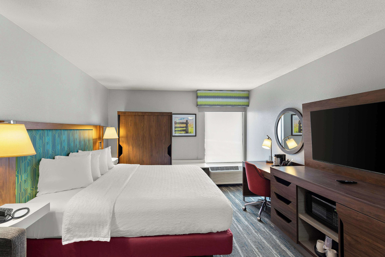 Bedroom 3, Hampton Inn Bridgeport/Clarksburg, Harrison