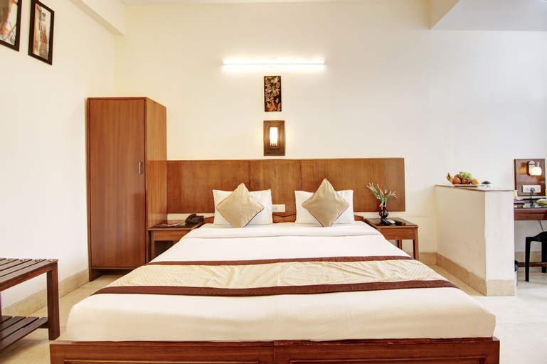 Bedroom 4, Marks Hotel, Gautam Buddha Nagar