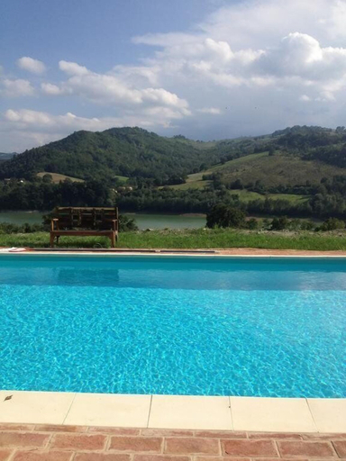 Sport & Beauty 5, Casa Raphael 2, Fermo