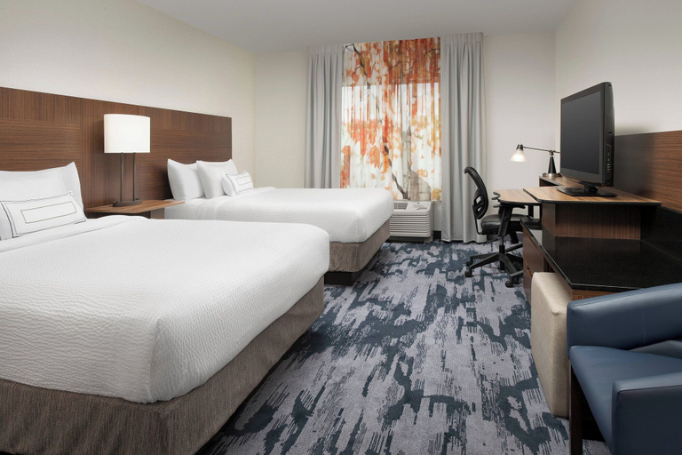 Bedroom 4, Fairfield Inn & Suites Baltimore BWI Airport, Anne Arundel