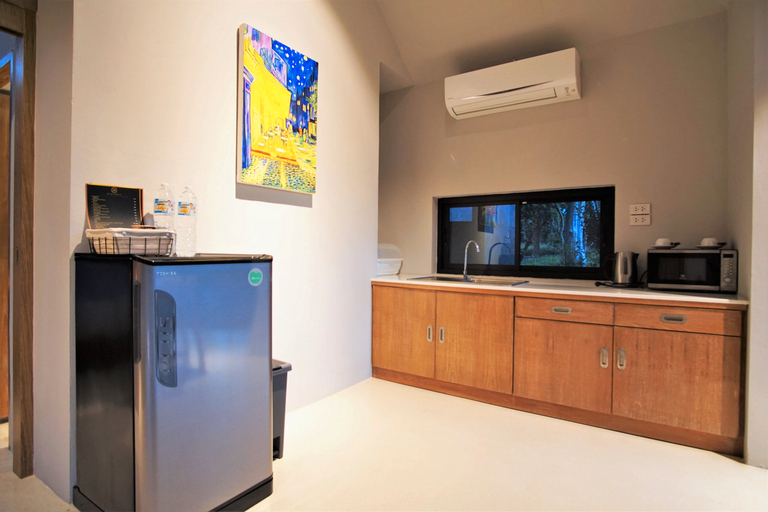 Dining Room 12