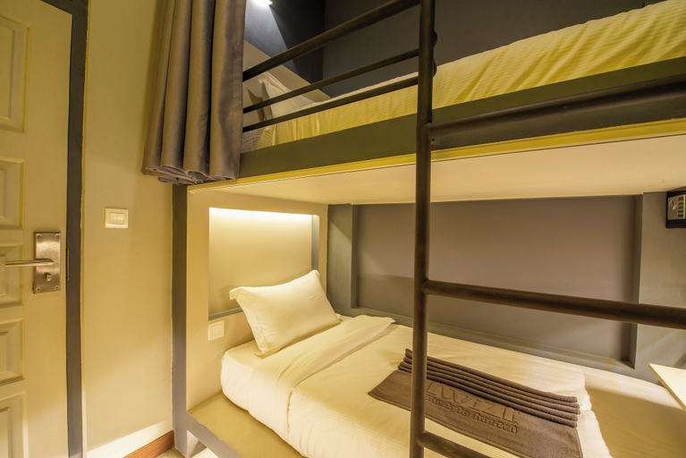 Bedroom 5, The Twizt - Lifestyle Hostel & Hotel, Siem Reap