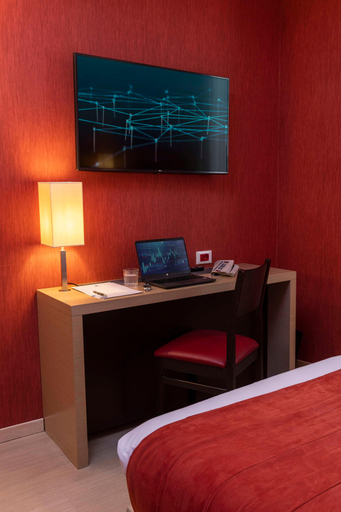 Bedroom 8