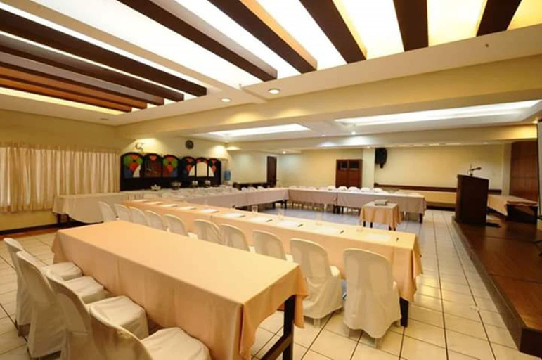 Food & Drinks 4, Lispher Inn, Davao City