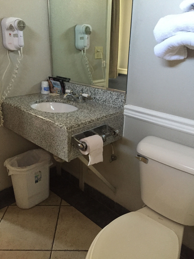 Bathroom 3, La Bonita Inn Motel, Los Angeles