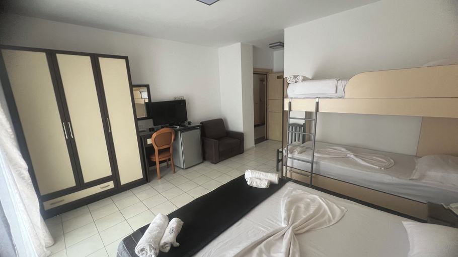 Bedroom 4, Sunrise Hotel Çameria, Durrësit