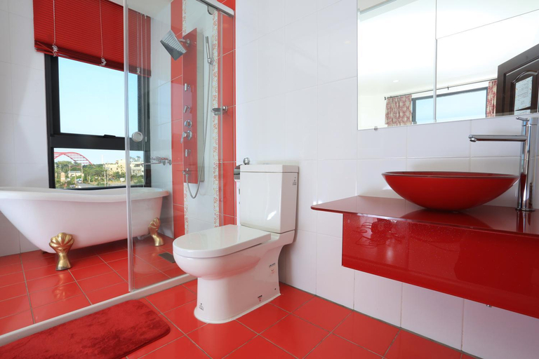 Bathroom 2, Flower B & B, Yilan
