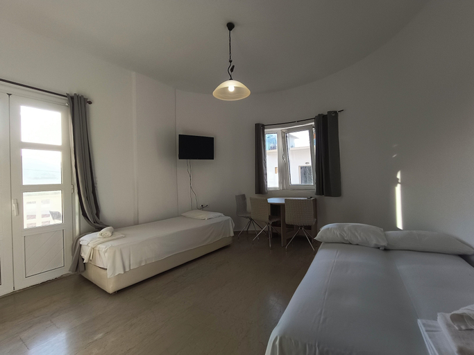 Bedroom 3, Albatross Studios & Apartments, Crete