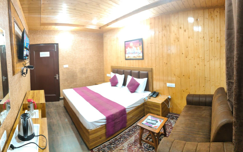 Bedroom 5, Sheesha Cottage, Udhampur