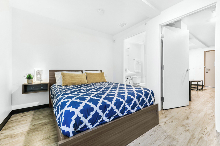 Bedroom 2, Starling, San Diego