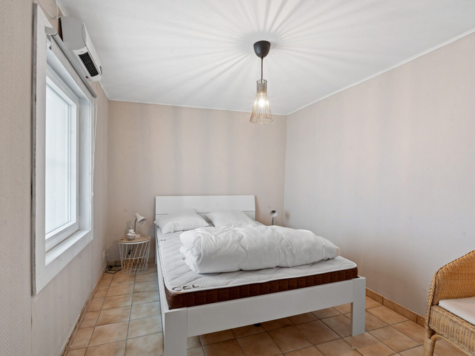 Others 3, Spacious Seafront Apartment, West-Vlaanderen