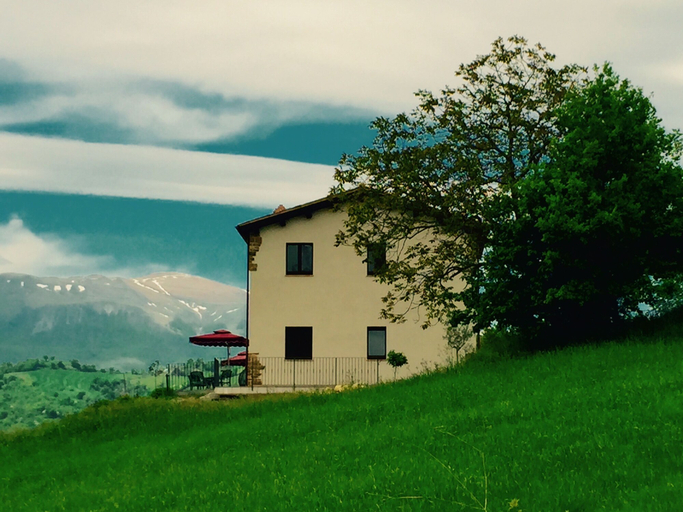 Exterior & Views 2, Casa Raphael 2, Fermo