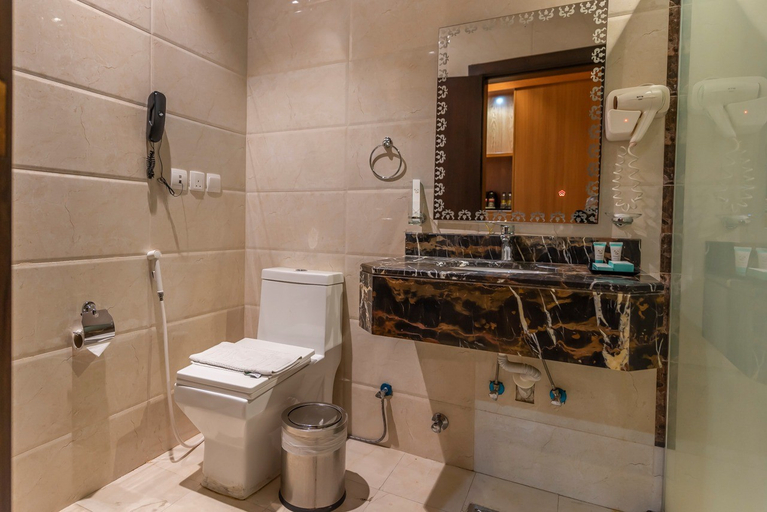 Bathroom 4, Paradise Inn Hotel Jeddah, Jeddah