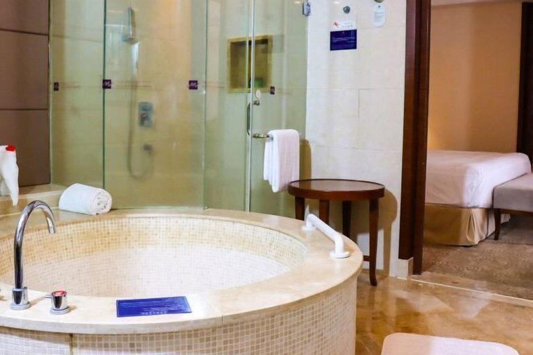 Bathroom 4, Yichun Grand Metropark Resort, Yichun