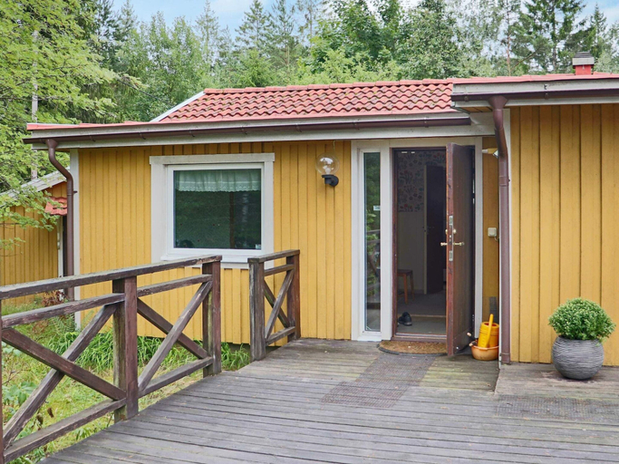 Exterior 3, 4 Person Holiday Home in Fjaras, Mark