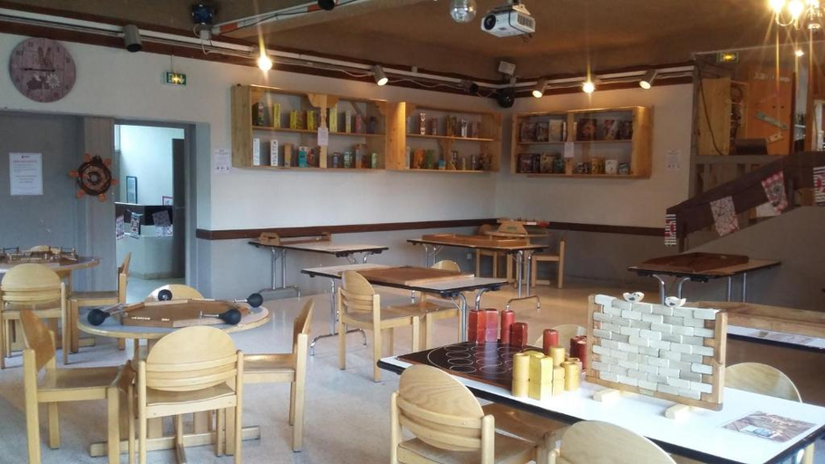 Food & Drinks 3, Vvf Villages Lelex, Ain