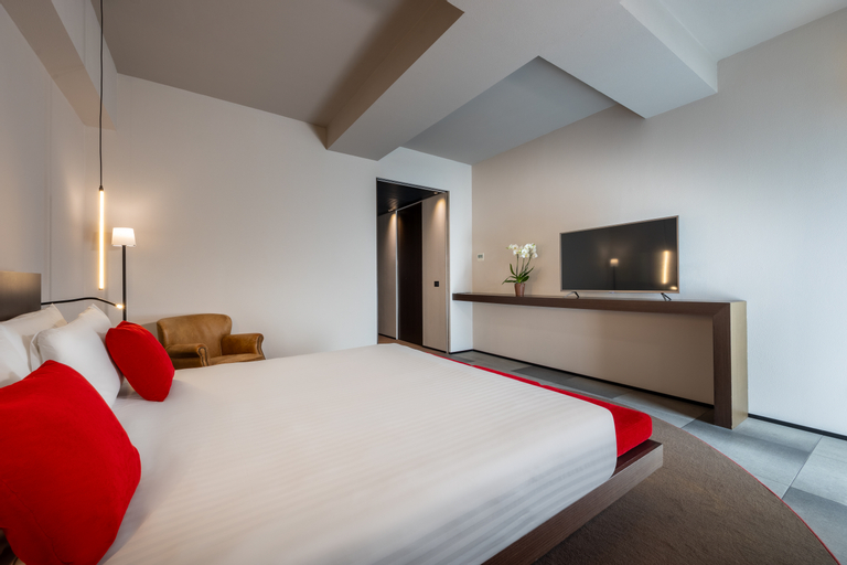 Bedroom 26