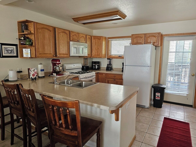 Others 4, Cascade Three Bedroom Two Bath C07, Ouray