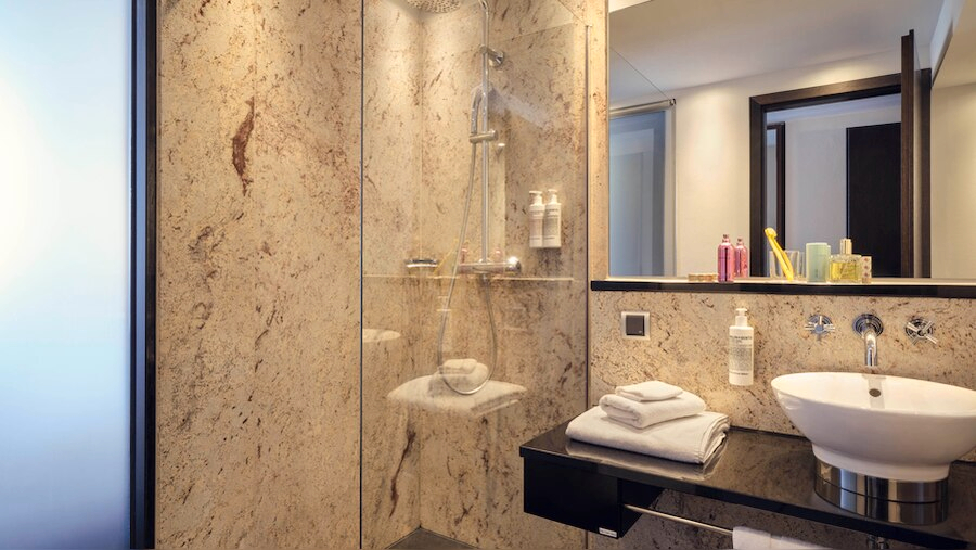 Bathroom 2