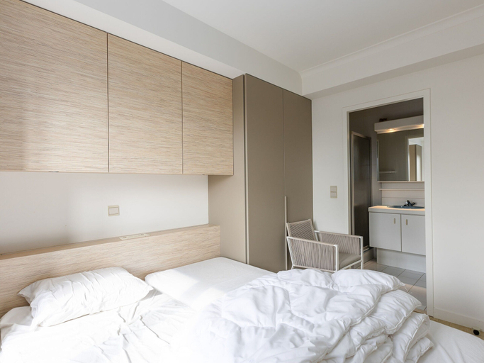 Room 5, Penthouse on 10th Floor, West-Vlaanderen
