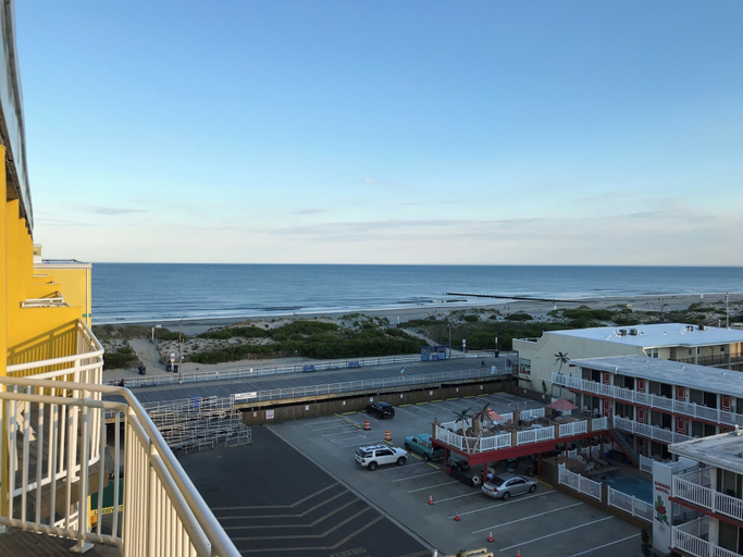 Others 5, Montego Bay Resort, Cape May