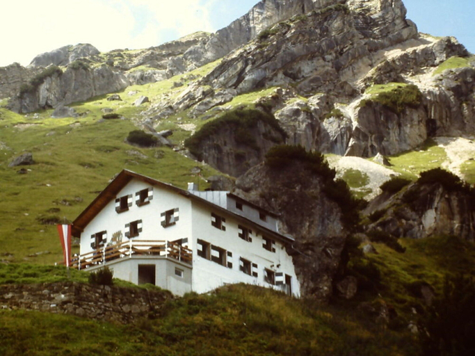 Primary image