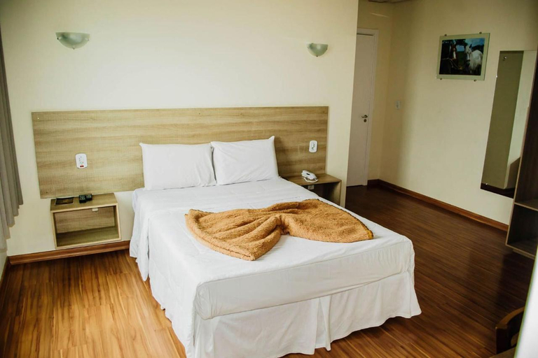 Bedroom 2, Dalle Hotel, Baje