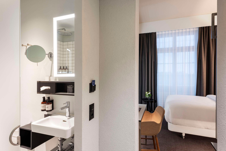 Bedroom 11