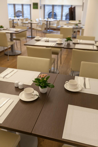 Food & Drinks 5, Hotel Simoncini, Luxembourg