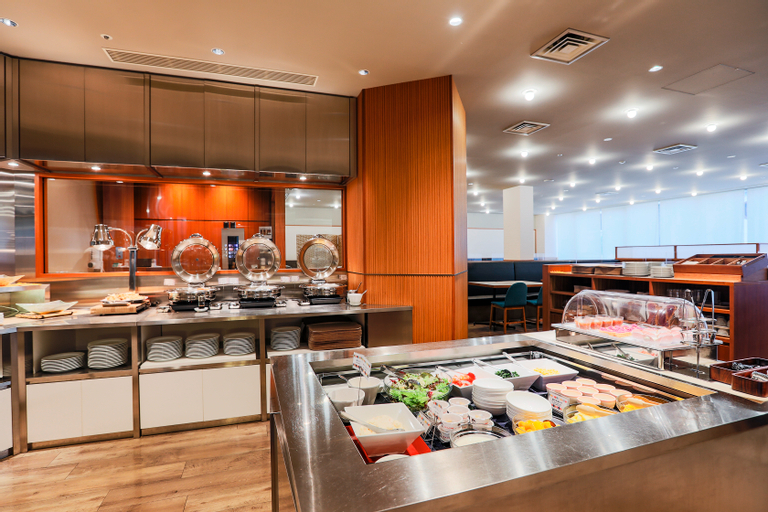 Food & Drinks 5, Shiisar Inn Naha, Naha