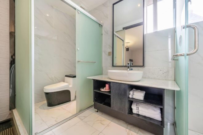 Bathroom 4, The Sleep Ziihome Hotel, Guiyang