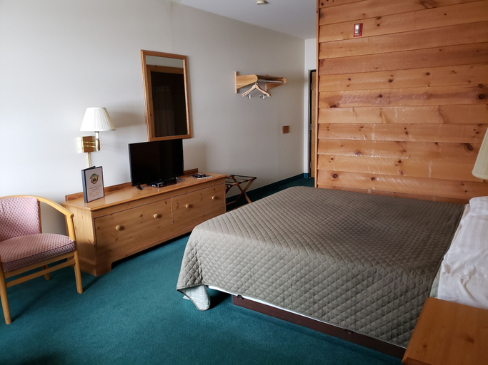 Bedroom 4, Camp 28, Taylor