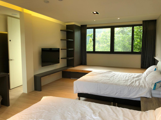 Bedroom 2, Ming Yueju, Taichung