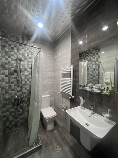 Bathroom 3, Hotel Lilia Yerevan, Yerevan