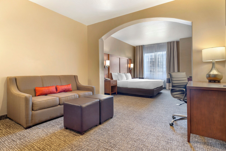 Bedroom 3, Comfort Inn at Convention Center, Washington