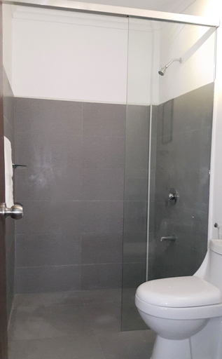 Bathroom 5, Positano Alona Beach Panglao, Panglao