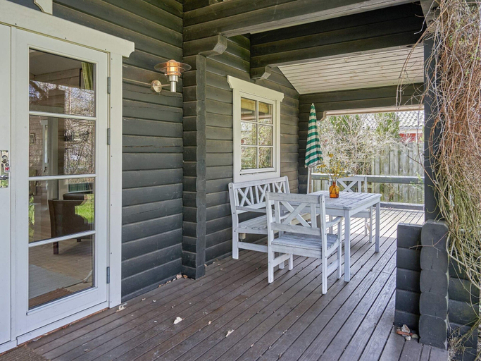 Dining 2, 6 Person Holiday Home in Ronne, Bornholm