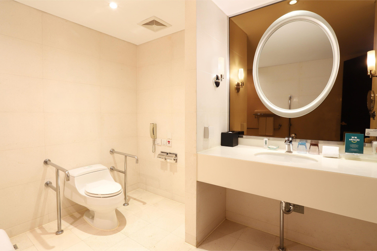 Bathroom 5, Holiday Inn SHANGHAI PUDONG NANPU by IHG, Shanghai