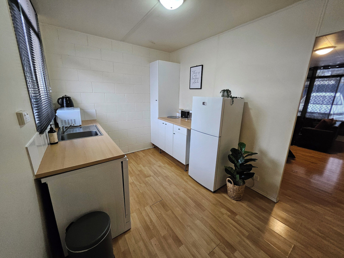 Others 4, 4B Kambalda Apartment, Coolgardie