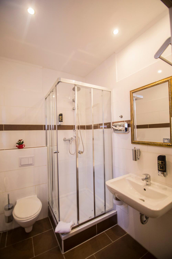 Bathroom, Hotel Heisede, Hildesheim