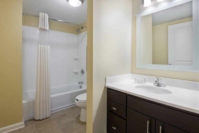 Bathroom 5, Towneplace Suites Pensacola, Escambia