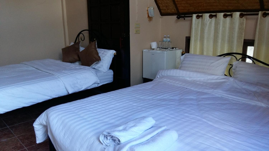 Bedroom 2, Huan Plai Na Homestay, Thoeng