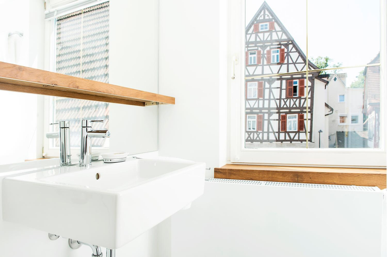 Bathroom 2, Stadthotel Waldhorn, Esslingen