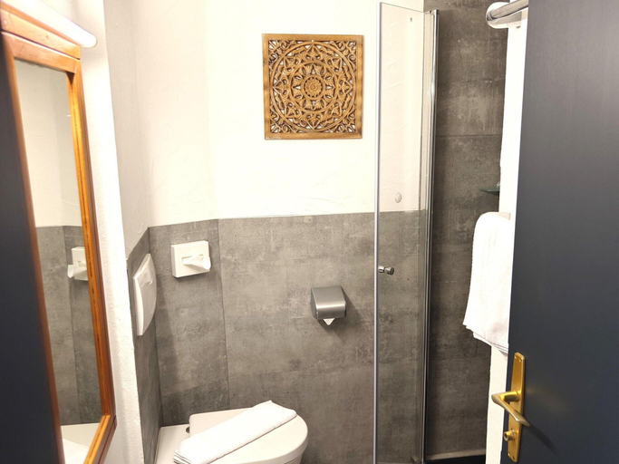 Others 5, Apartment in Mallnitz With Swimming Pond, Spittal an der Drau